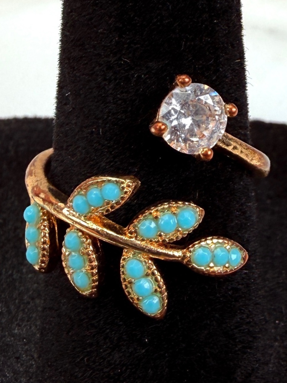 Vintage lightweight goldtone, clear bling, blue, leaf adjustable, wrap ring